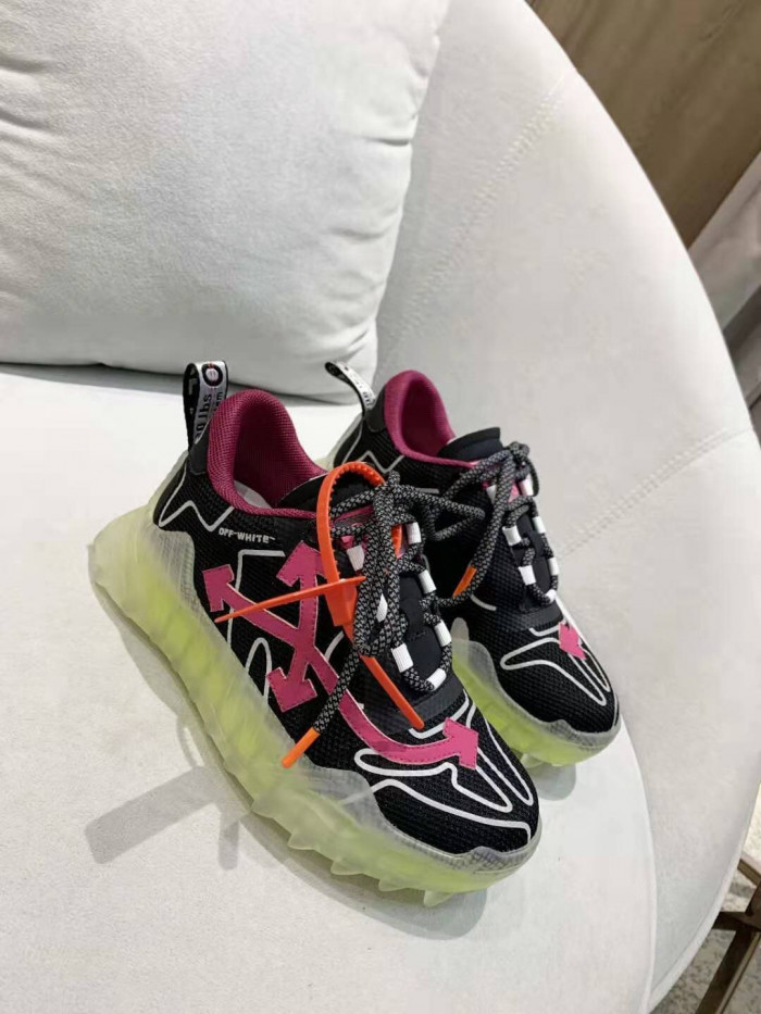 OFF-WHITE C/O ODSY-1000 SNEAKER