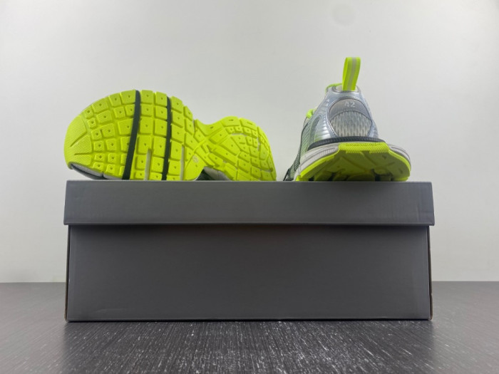 Ba*len*cia*ga phantom sneaker 744734 w3xl6 9031