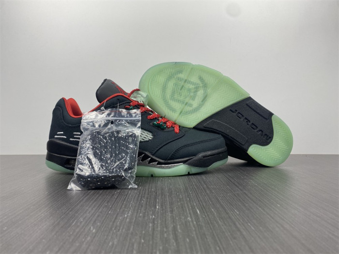 Air Jordan Retro 5 “Anthracite” DM4640-036