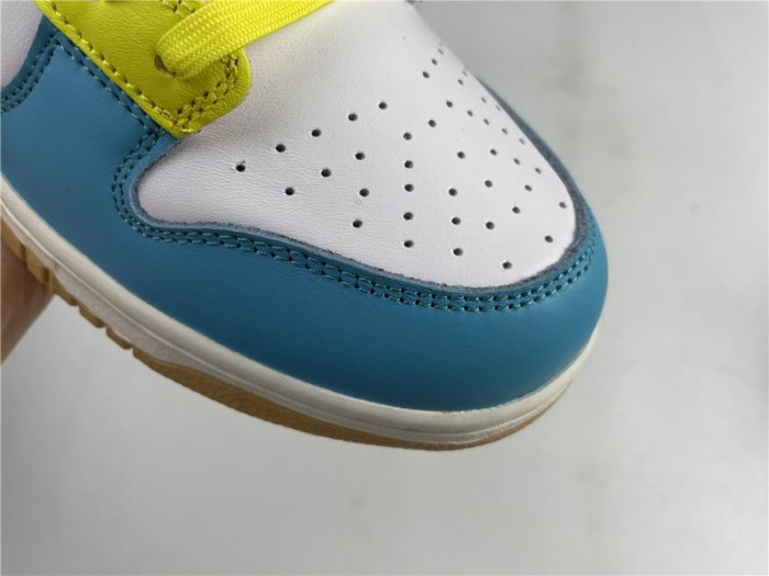 Nike Dunk SB Low “Free 99” DH0952-100