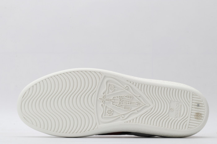 G*u*i low-top sneaker