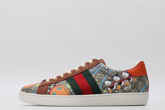 G*u*i low-top sneaker