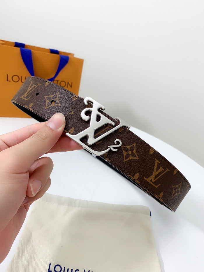 Loui Vuitto Belt-4CM