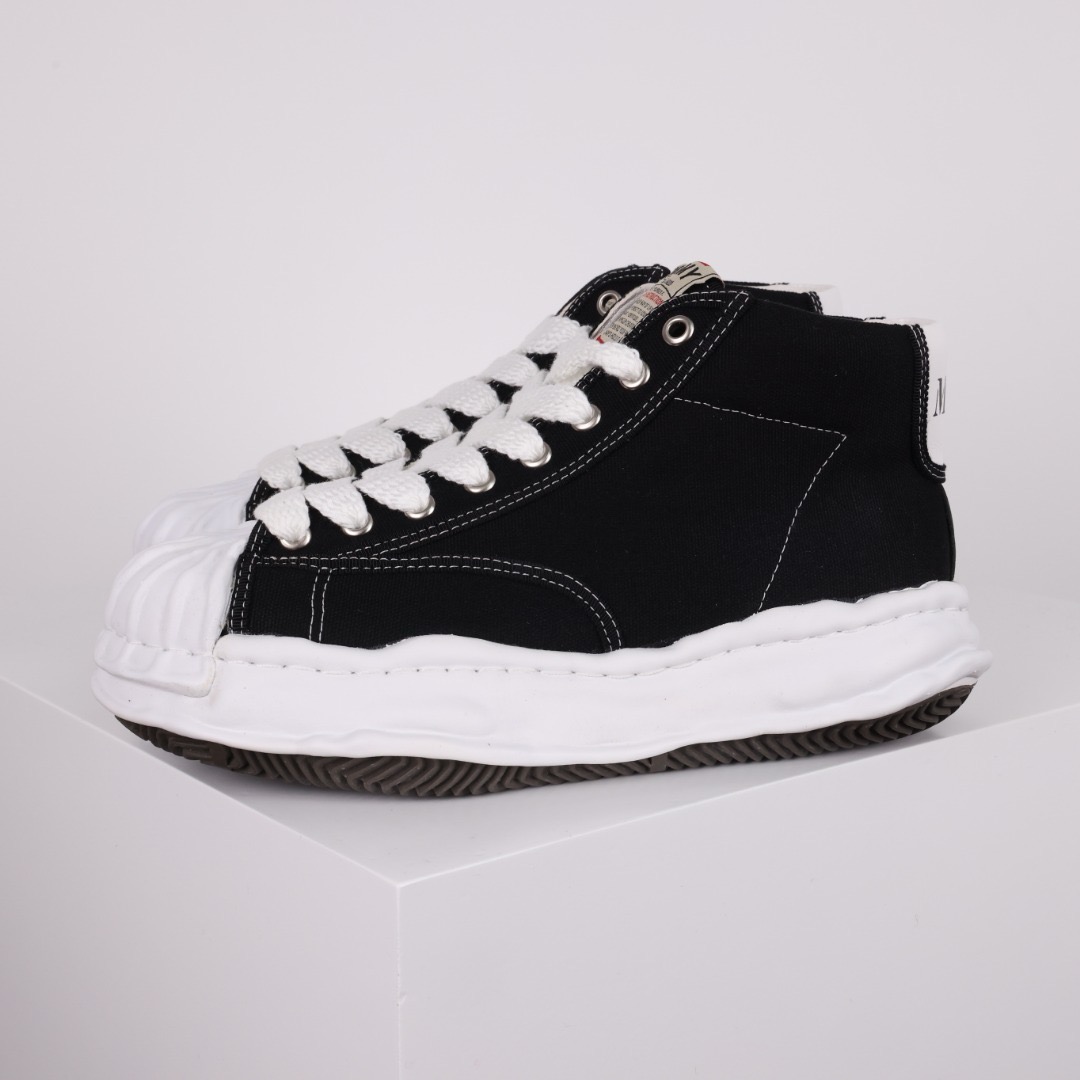 Ma*s*n mihara yasuhiro mmy sneaker