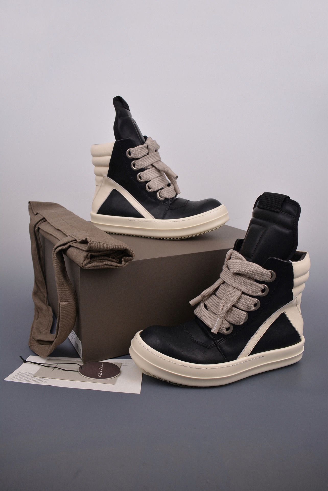 Rick Owen.s Sneaker