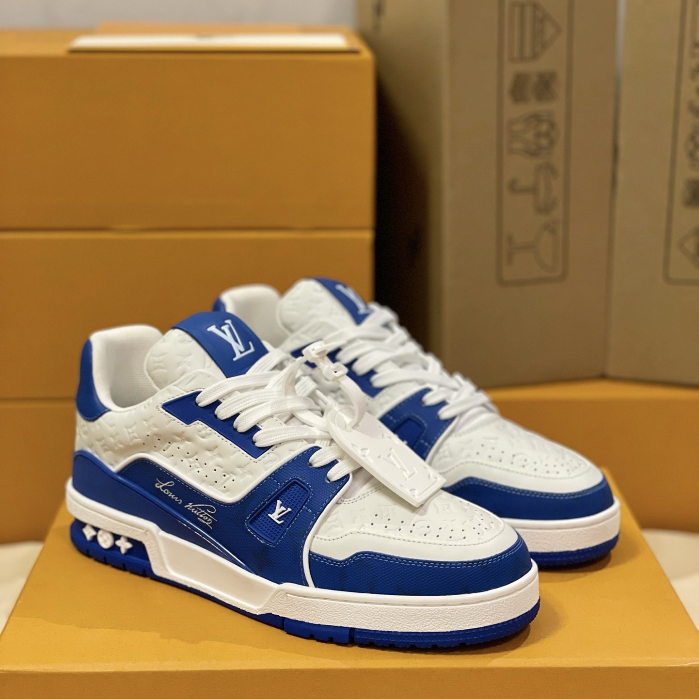 Loui Vuitto TRAINER SNEAKER