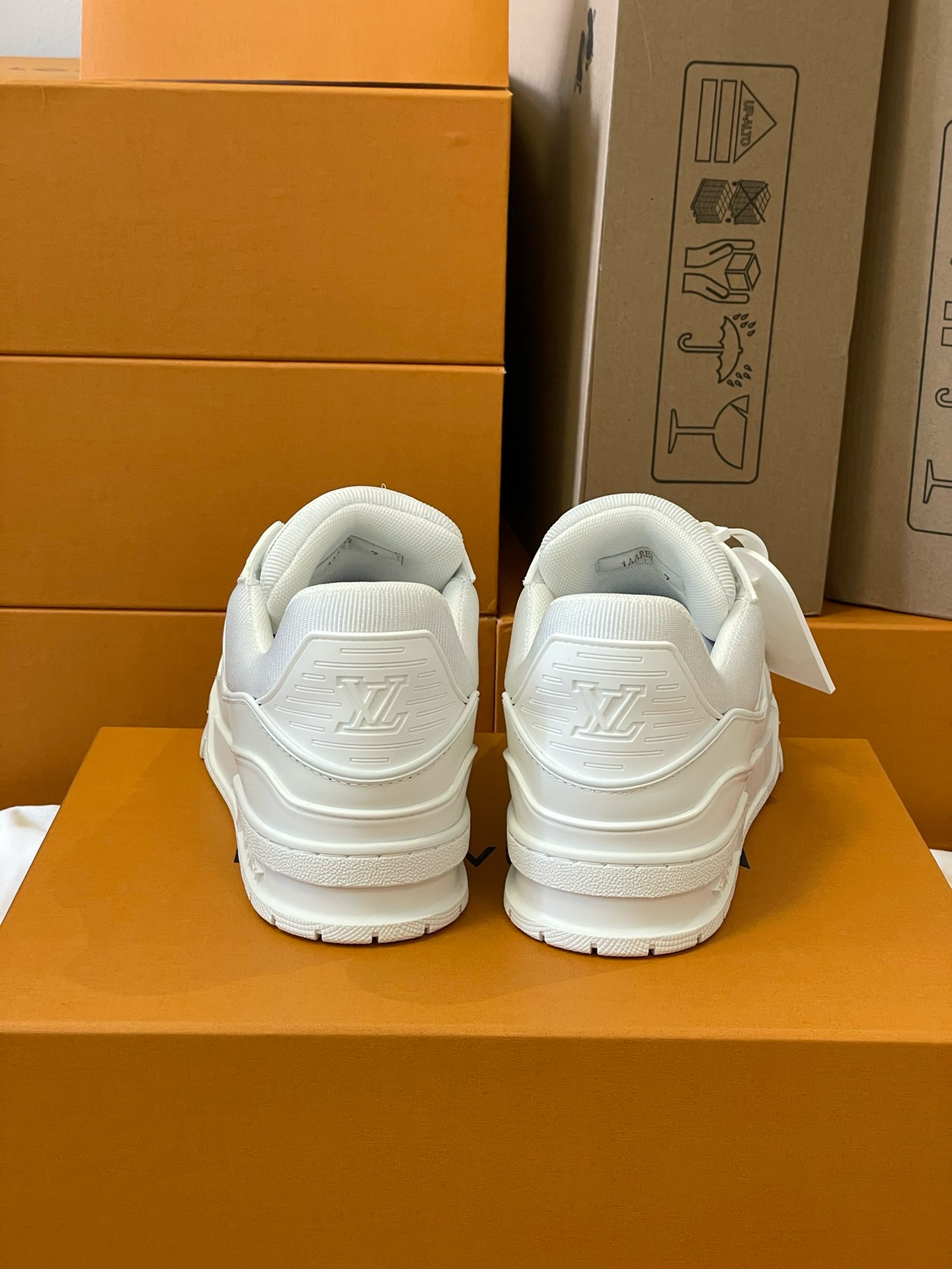 Loui Vuitto TRAINER SNEAKER