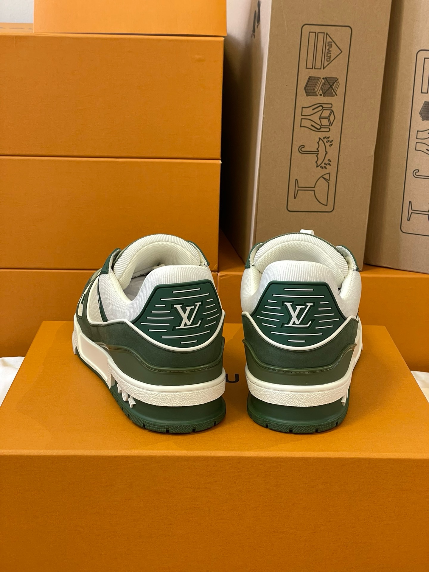 Loui Vuitto TRAINER SNEAKER